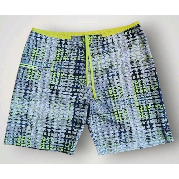 prAna Men's Catalyst Board Shorts Limr/Gray Size 38 NWOT - Picture 1 of 6